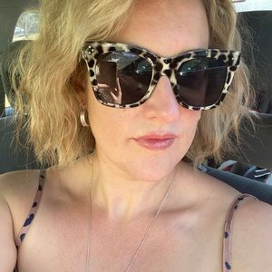 Meet your Posher, Nadya